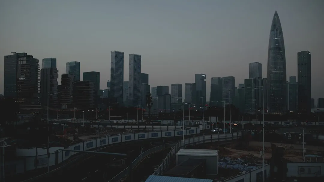 智能制造解决方案对比：不同规模制造企业如何选择技术路线
