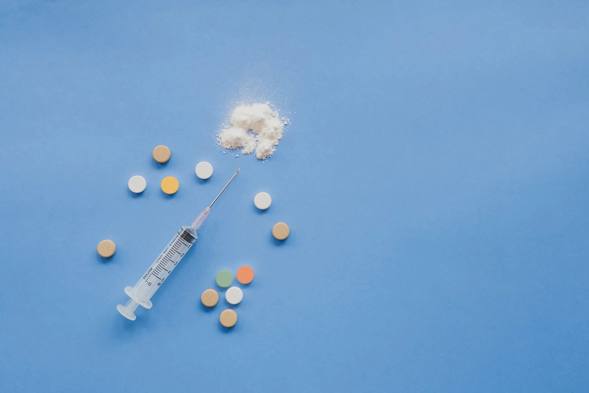 智能制造解决方案与传统产线对比：成果转化路径的差异分析